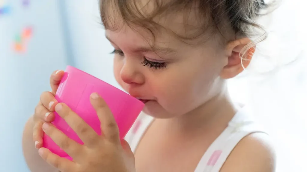 A New Comfort: Sippy Cups as a Tool for Pacifier Weaning